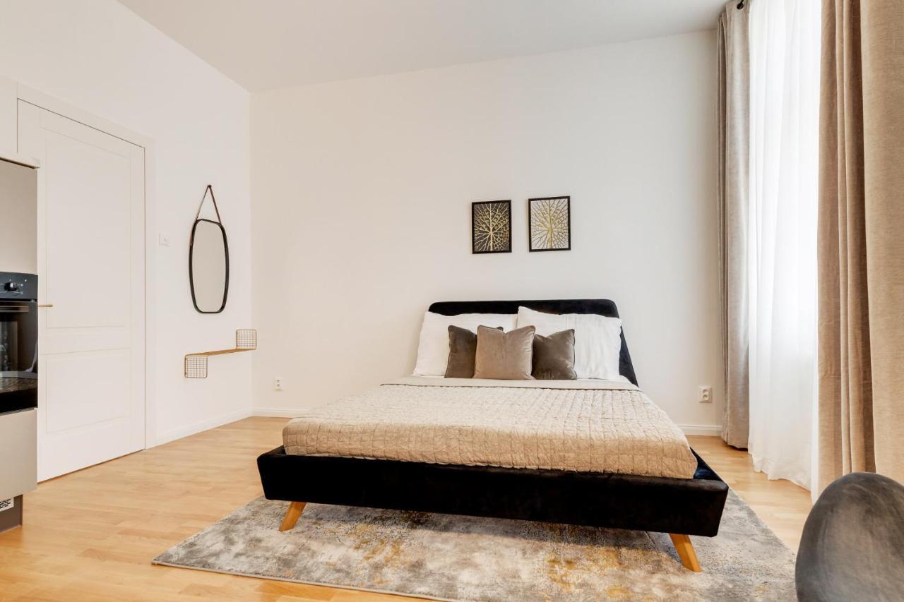 My Prague Apartments Rubesova エクステリア 写真
