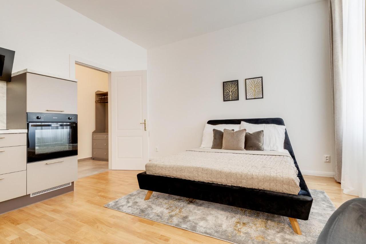 My Prague Apartments Rubesova エクステリア 写真